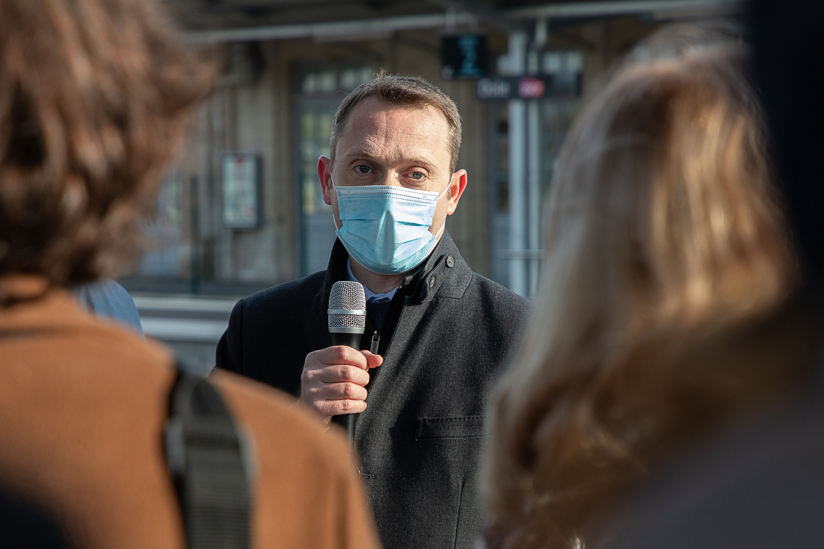 Eric Pierrat, secrétaire général pour les affaires régionales à la Préfecture de Bourgogne-Franche-Comté a rappelé que « l’Etat avait fait de la mise en accessibilité des gares une priorité » - Photo Région Bourgogne-Franche-Comté Eric Pierrat, secrétaire général pour les affaires régionales à la Préfecture de Bourgogne-Franche-Comté a rappelé que « l’Etat avait fait de la mise en accessibilité des gares une priorité » - Photo Région Bourgogne-Franche-Comté