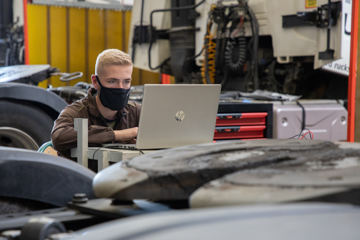 Finale nationale mécanique sur véhicule industriel les 8 et 9 juillet 2021 à Mâcon (71) © Région Bourgogne-Franche-Comté