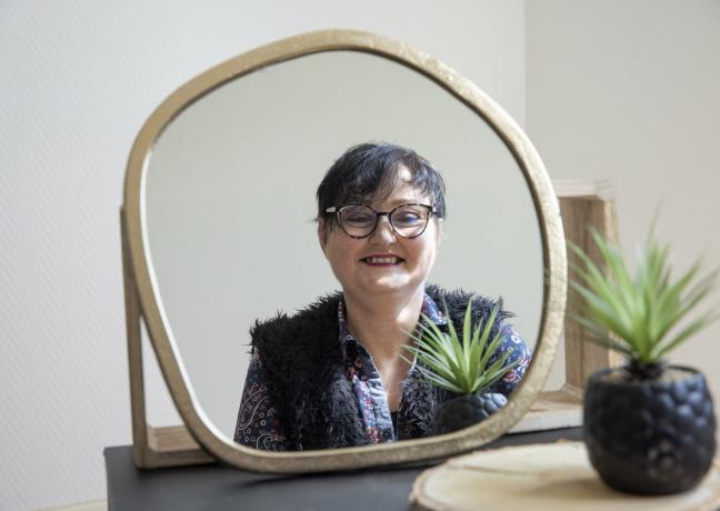 Enseignante à Belfort, Céline Souakria va créer une structure d’accueil et d’accompagnement pour les jeunes mères célibataires. Photo © Région Bourgogne-Franche-Comté David Cesbron