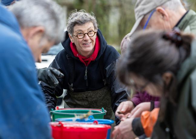Christine Roubez, piscicultrice à Pleure (Jura), spécialisée dans l’élevage de carpes – Photo Xavier Ducordeaux