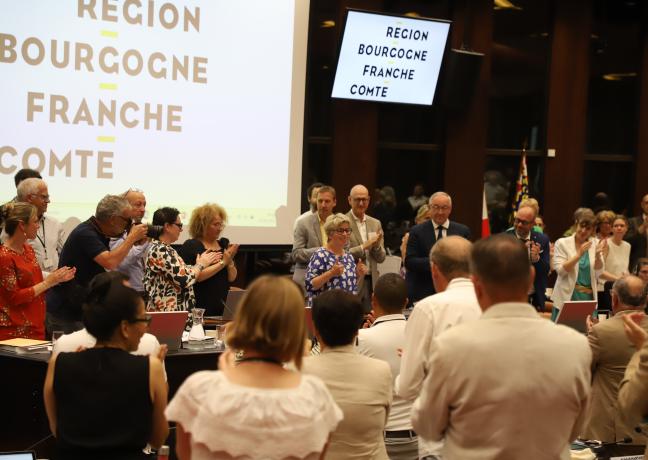 assemblée plénière 2706 Présidente