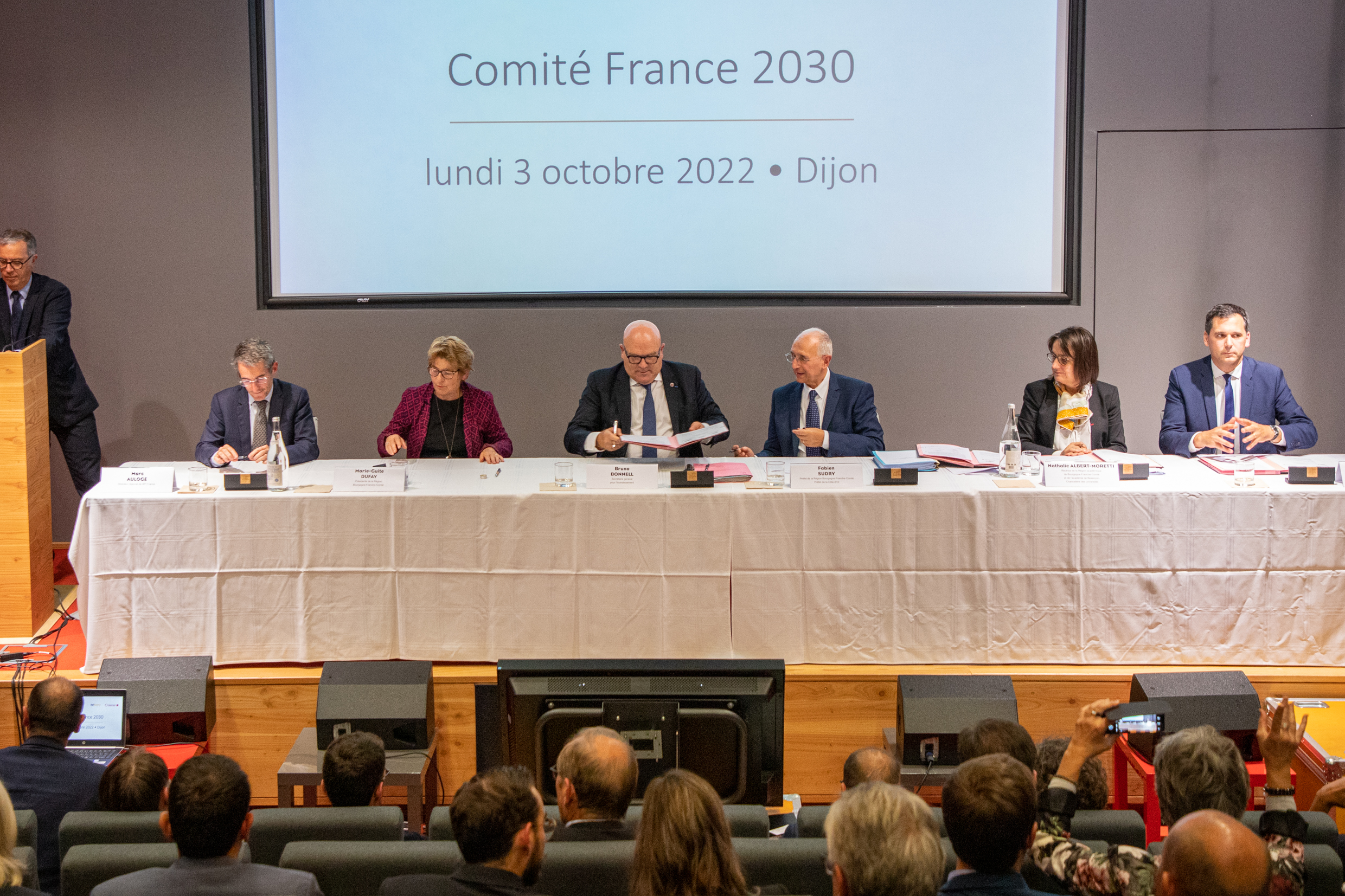Le comité France 2030 se réunissait pour la première fois à Dijon, lundi 3 octobre 2022 - Photo Région Bourgogne-Franche-Comté Xavier Ducordeaux