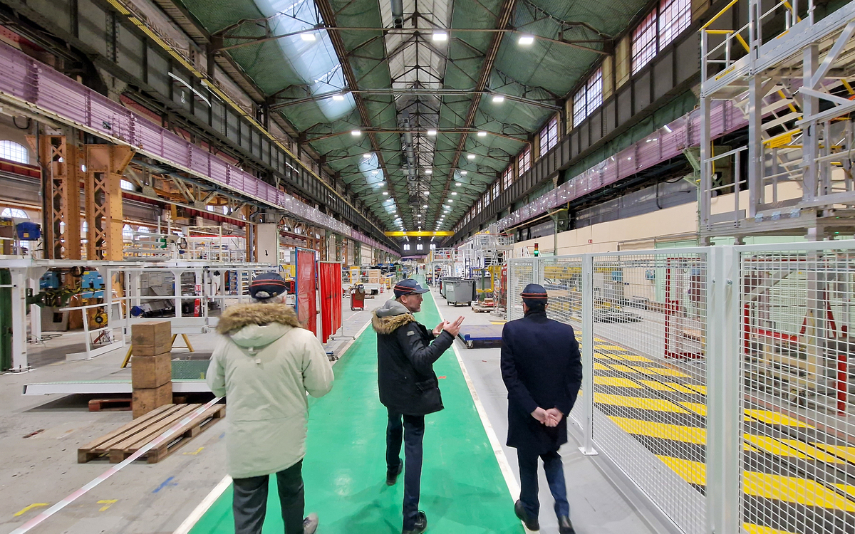 250 mètres de long : un atelier d’Alstom doit pouvoir accueillir l’équivalent d’une rame de TGV complète ! Photo Xavier Ducordeaux