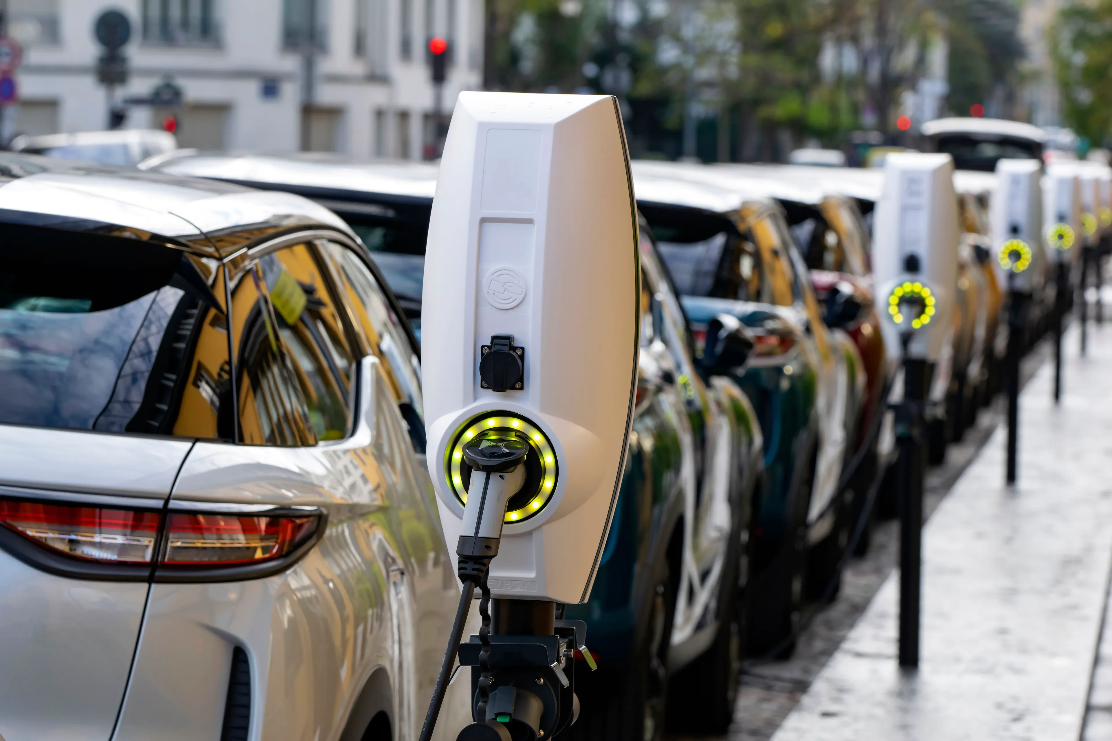 D’ici 2035, il faudra installer près de 32 000 bornes de recharge de véhicules électriques en Bourgogne-Franche-Comté pour faire face au besoin des usagers. Photo : DR