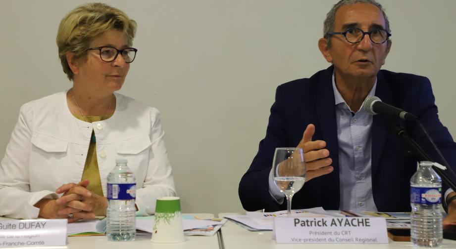 Marie-Guite Dufay, présidente de la Région Bourgogne-Franche-Comté, et Patrick Ayache, vice-président en charge du tourisme - Photo Léopodine Dériot