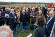 Visite de la plateforme collaborative d'expérimentation en agroécologie de l'INRAE à Bretenières (21) - Photo Région Bourgogne-Franche-Comté Xavier Ducordeaux