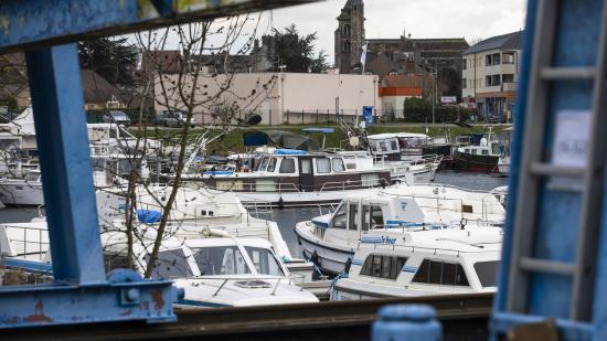Premier port fluvial intérieur de France, Saint-Jean-de-Losne peut accueillir 600 bateaux. Photo © Région Bourgogne-Franche-Comté David Cesbron