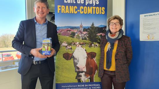 Inauguration d'une ligne de production de lait UHT de pays franc-comtois chez Agrodoubs, à Flagey (25), lundi 28 février 2022 - Photo Région Bourgogne-Franche-Comté Christophe Bidal