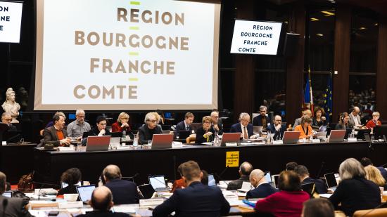 Le Conseil régional a validé son budget 2023. Photo : Vincent Arbelet