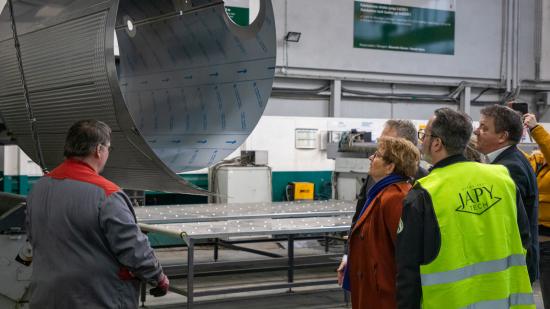 Pour fabriquer un tank à lait, la rugosité à l’intérieur de la cuve doit être inférieure au micron. Ce qui nécessite un savoir-faire que seul Japy Tech et une poignée d’entreprises dans le monde possèdent - Photo Région Bourgogne-Franche-Comté Xavier Ducordeaux