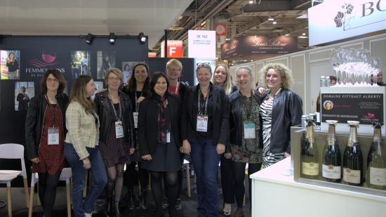 Les vigneronnes du collectif « Femmes et vins de Bourgogne » au salon professionnel WineParis-Vinexpo 2023 - Photo Région Bourgogne-Franche-Comté Emmanuelle Baills