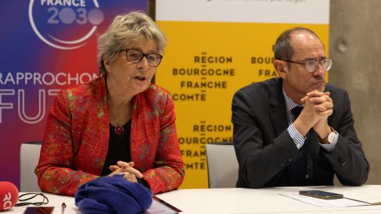 Marie-Guite-Dufay, présidente de Région, et Franck Robine, préfet de Région, mardi 19 décembre 2023 à Dijon - Photo Xavier Ducordeaux 