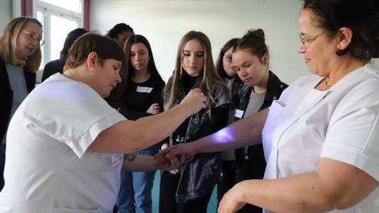 Tournée 2025 des Instituts de formation des aides-soignants (IFAS), étape à Auxerre (89) - Photo Océane Lavoustet
