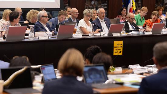 Assemblée plénière de la Région Bourgogne-Franche-Comté - Crédit Xavier Ducordeaux