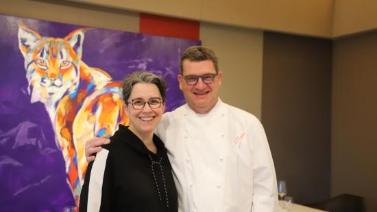Marc Faivre et son épouse, dans leur  hôtel-restaurant 3 étoiles, à Malbuisson (25) - Photo Océane Lavoustet