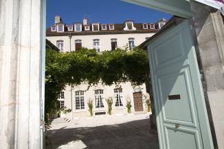 Hôtel de Grammont, construit pour le chanoine Antoine-Pierre II de Grammont au début du XVIIIe siècle, à Besançon (25) - Crédit photo Région Bourgogne-Franche-Comté / David Cesbron