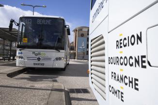 Cars Mobigo en gare de Dijon (21) - Photo David Cesbron