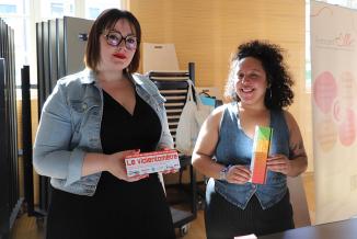 Séverine Kiblaire et Ilhame Abouhnaik interviennent dans les lycées pour sensibiliser aux droits des femmes - Photo Océane Lavoustet