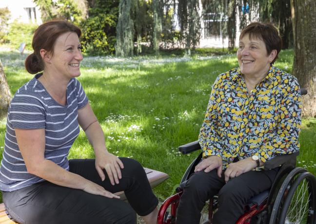 Valérie Depierre, vice-présidente en charge des personnes handicapées et Anne-Marie Dumont, conseillère régionale déléguée au handicap - ©DavidCesbron