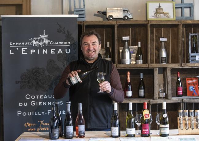 Emmanuel Charrier, vigneron au domaine viticole en coteaux du Giennois (58) - Photo Région Bourgogne-Franche-Comté David Cesbron