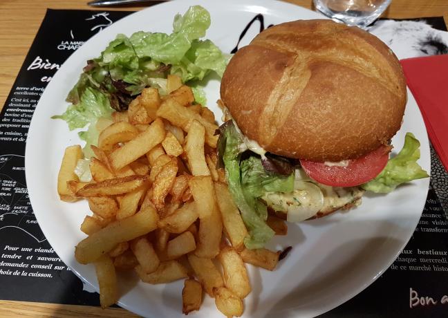 "Du pré à l'assiette", séjour immersif permettant de faire découvrir la filière de la viande charolaise et ses métiers - Photo DR