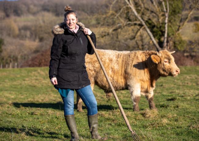 Emilie Jeannin a créé en 2020 le premier abattoir mobile de France : le « boeuf éthique » - Photo © Ludovic Godard