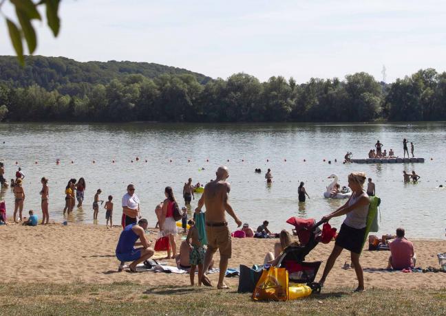 Plage du lac d'Osselle - Photo Région Bourgogne-Franche-Comté David Cesbron