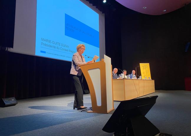 Marie-Guite Dufay, présidente de Région, lors du séminaire collectif du SRADDET, lundi 16 mai 2022 à Beaune (21) - Photo Bourgogne-Franche-Comté Léopoldine Dériot