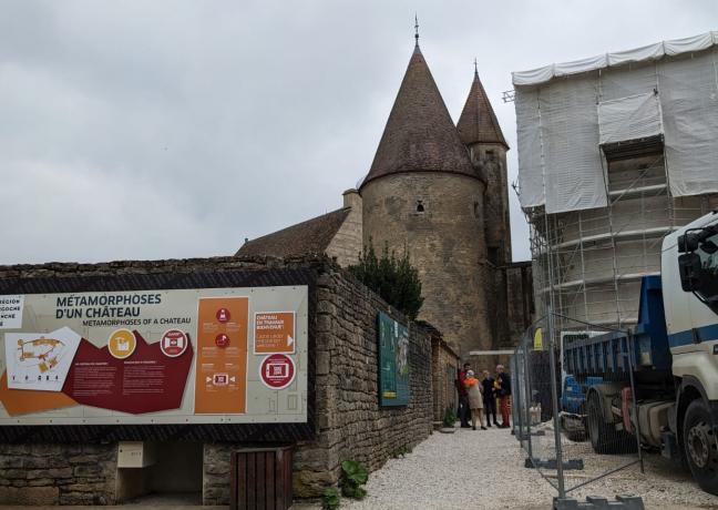 Nouvelle étape dans les métamorphoses d’un château de Châteauneuf - Photo Région Bourgogne-Franche-Comté Marion Arnal