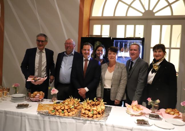 La délégation régionale et le président Hendrik Hering du Landtag ont célébré les 30 ans de la maison de Bourgogne-Franche-Comté. Crédit : Océane LAVOUSTET
