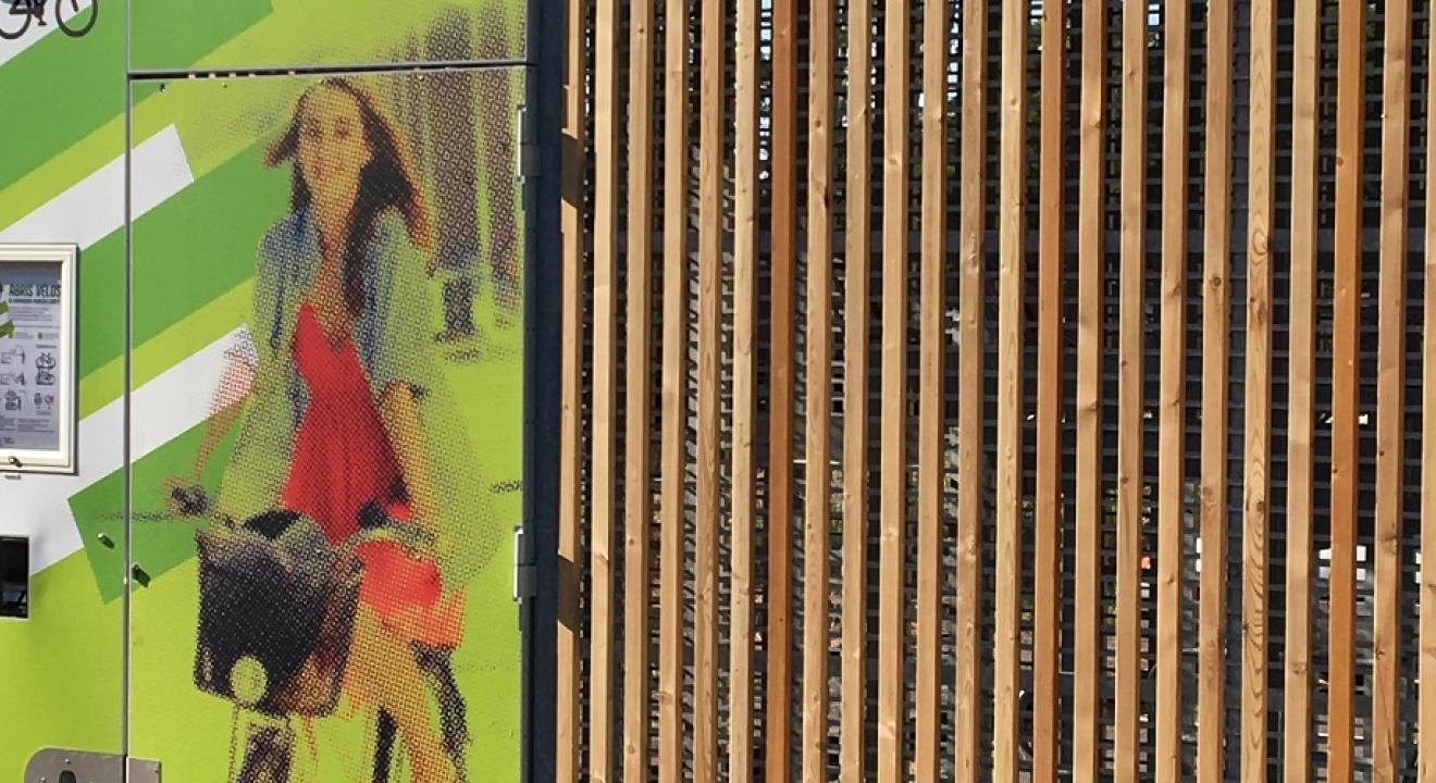 L'abri de Seurre  peut accueillir 8 vélos. 