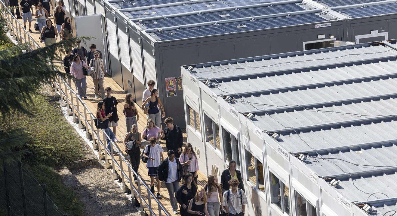 Lycée Les Haberges, à Vesoul, un établissement modulaire de 4 000 m2 construit en deux mois durant l'été 2026 - Photo David Cesbron  